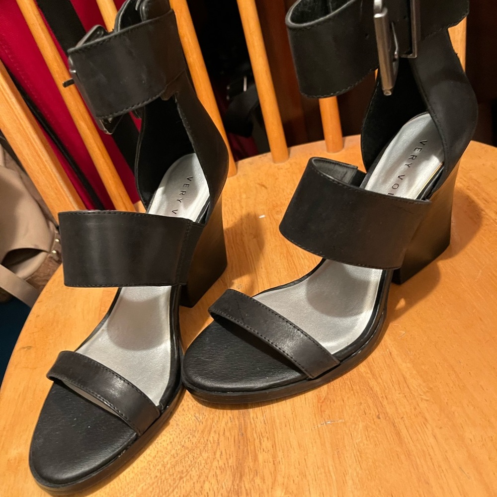 Never worn heels